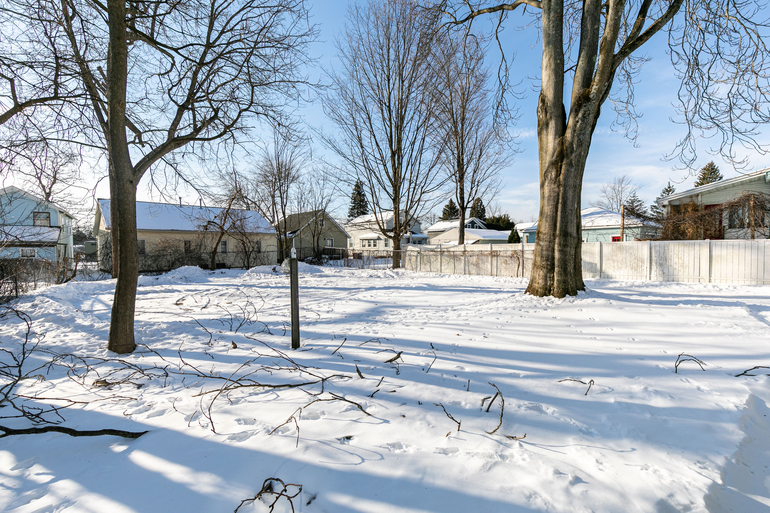 11 Charlotte Street, Apt. 1F, Baldwinsville, NY 13027 -Optimized- Backyard