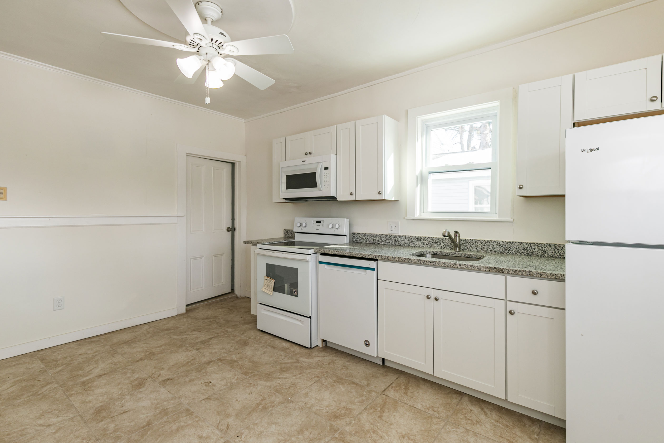 11 Charlotte Street, Apt. 1RL, Baldwinsville, NY 13027 -Optimized- Kitchen