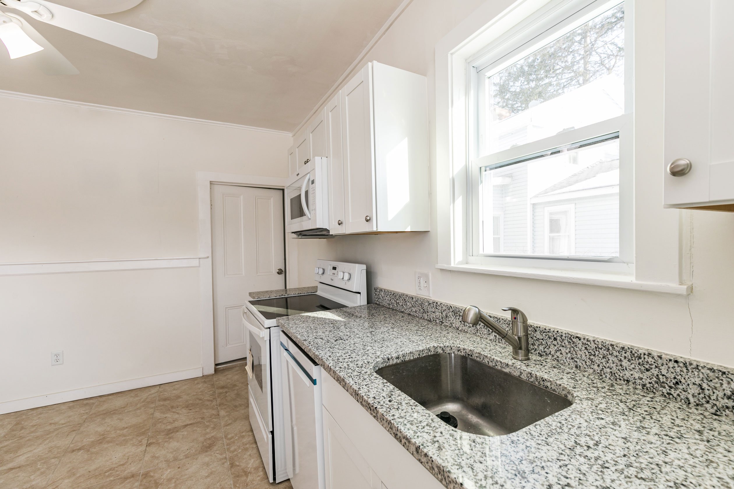 11 Charlotte Street, Apt. 1RL, Baldwinsville, NY 13027 -Optimized- Kitchen