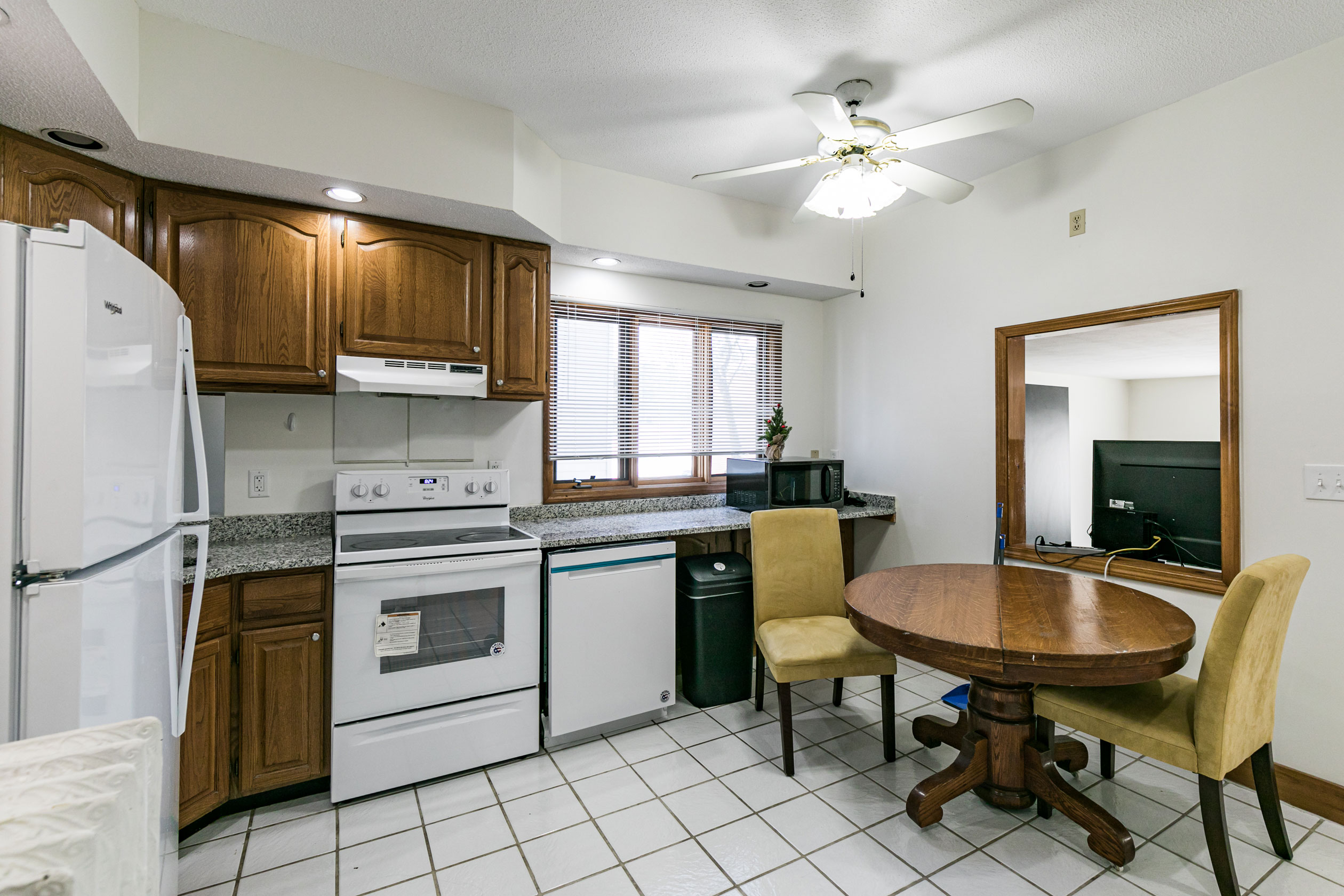 1108 Madison Street, Apt. 2E, Syracuse, NY 13210 - Optimized - Kitchen and Dining