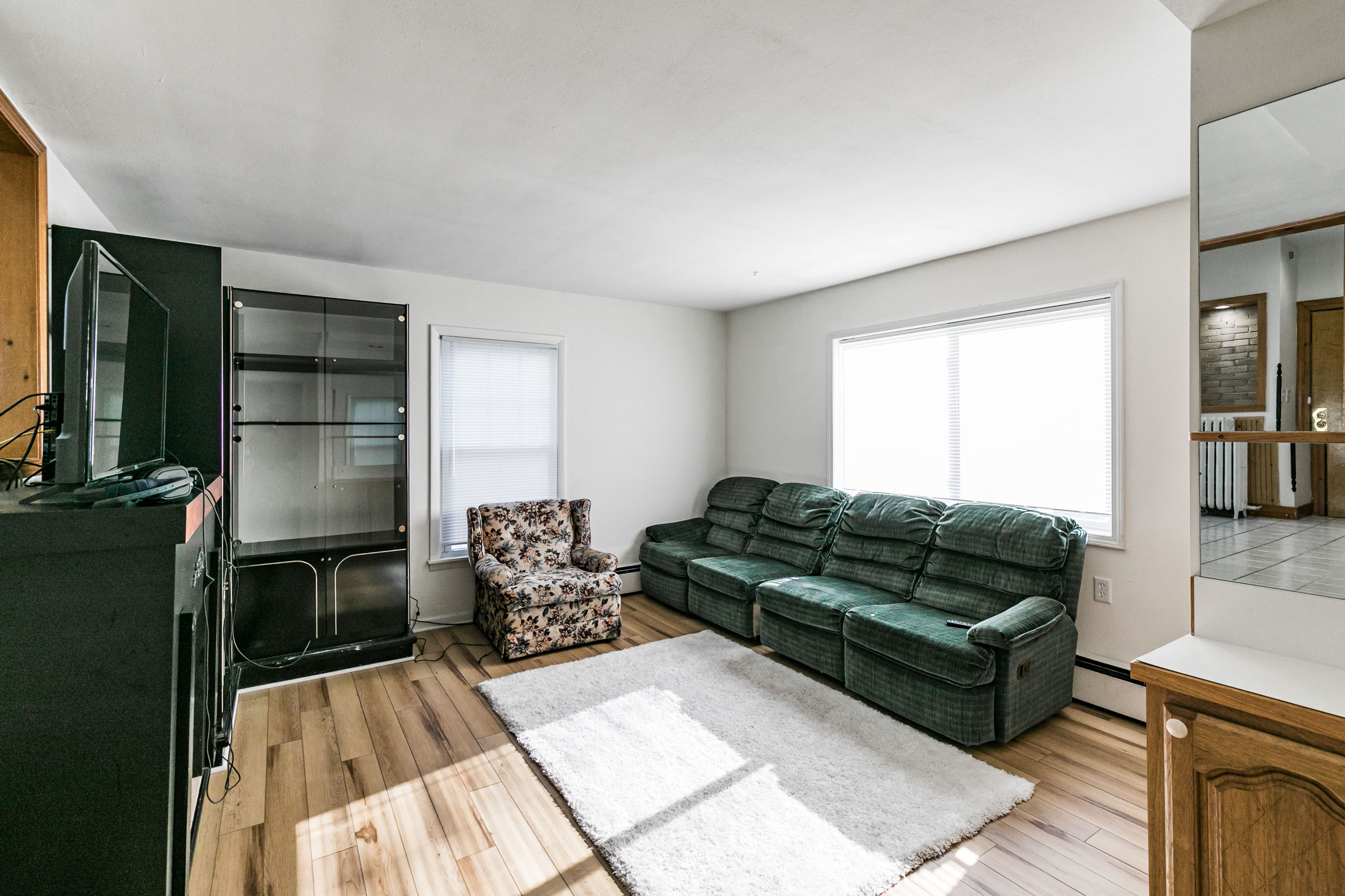 1108 Madison Street, Apt. 2E, Syracuse, NY 13210 - Optimized - Living Room