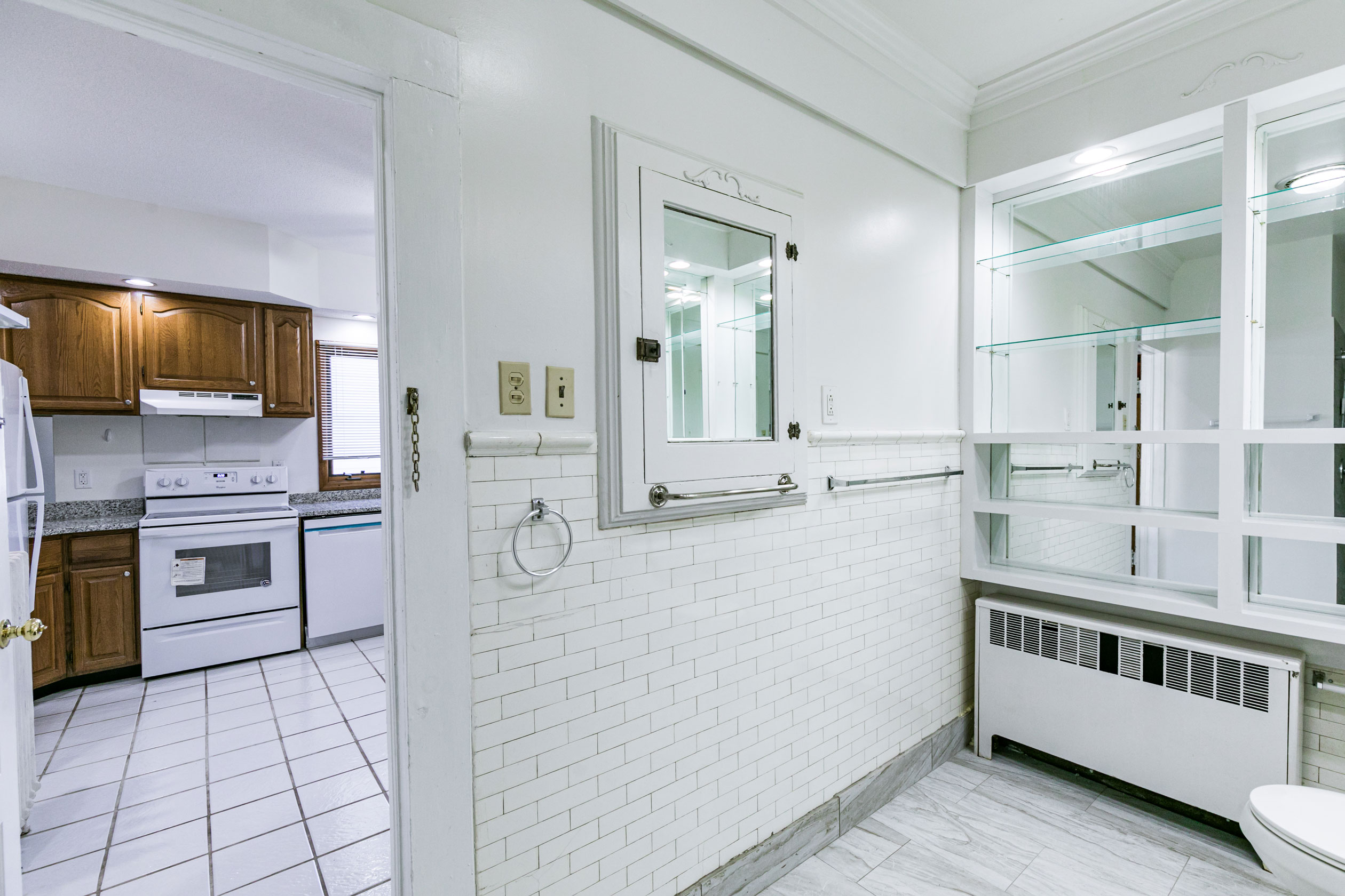 1108 Madison Street, Apt. 2E, Syracuse, NY 13210 - Optimized - Bathroom