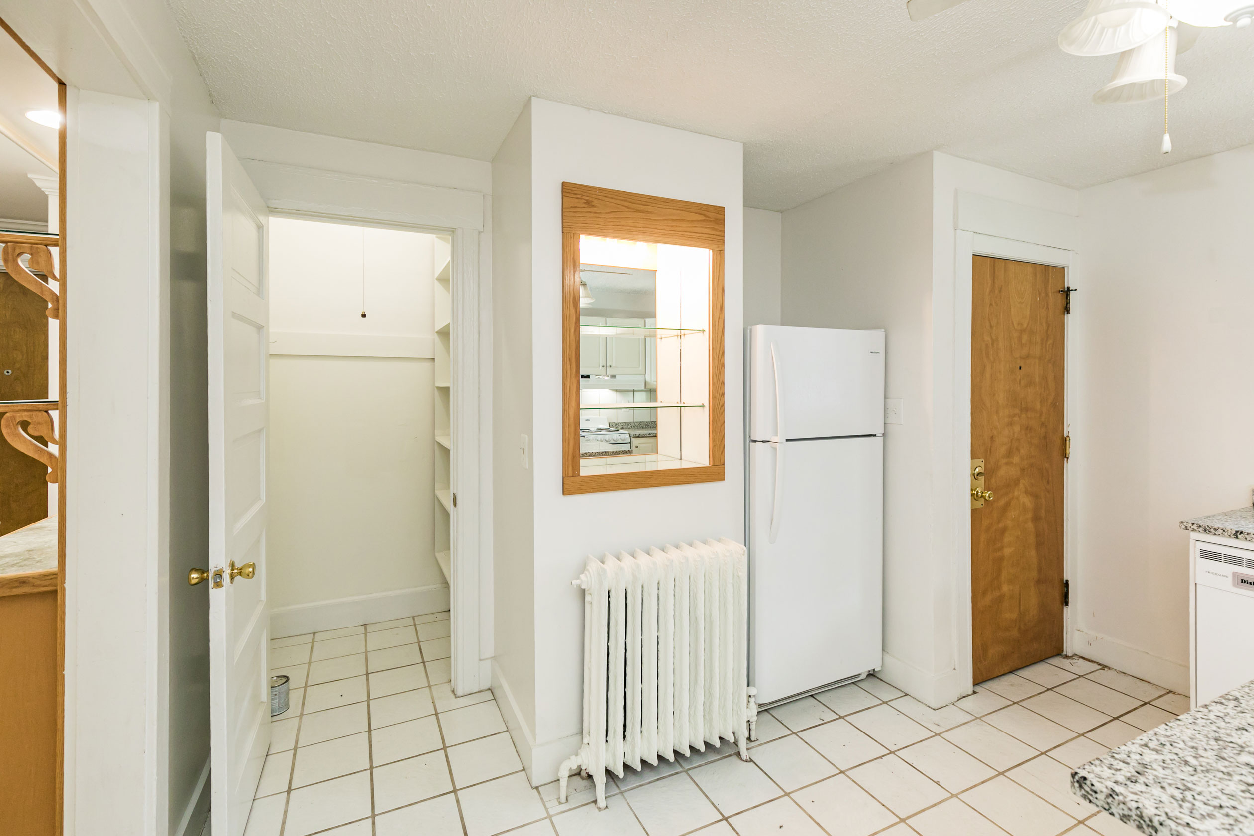 1108 Madison Street, Apt. 1W, Syracuse, NY 13210 - Optimized - Kitchen