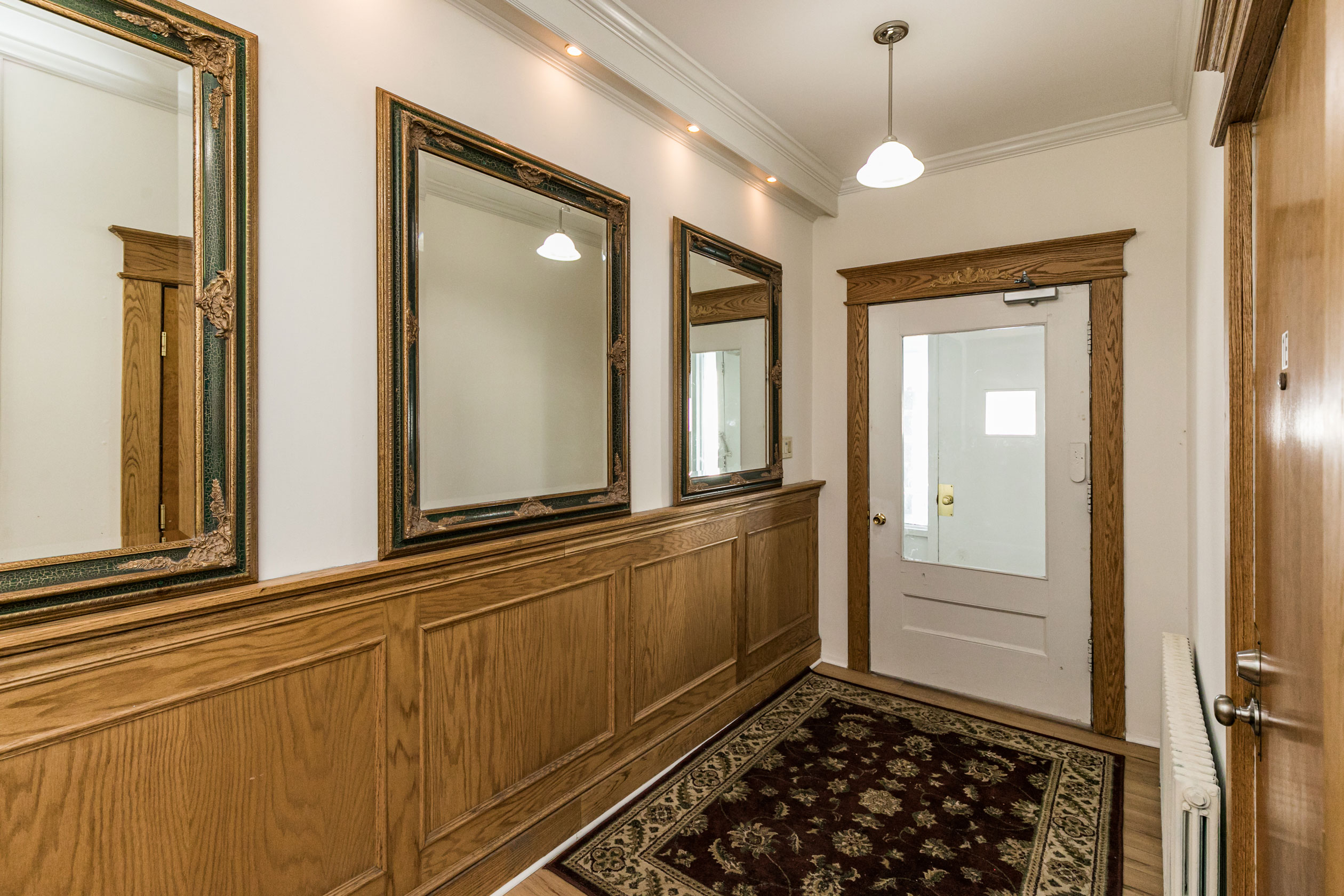 1108 Madison Street, Apt. 1W, Syracuse, NY 13210 - Optimized -Entry