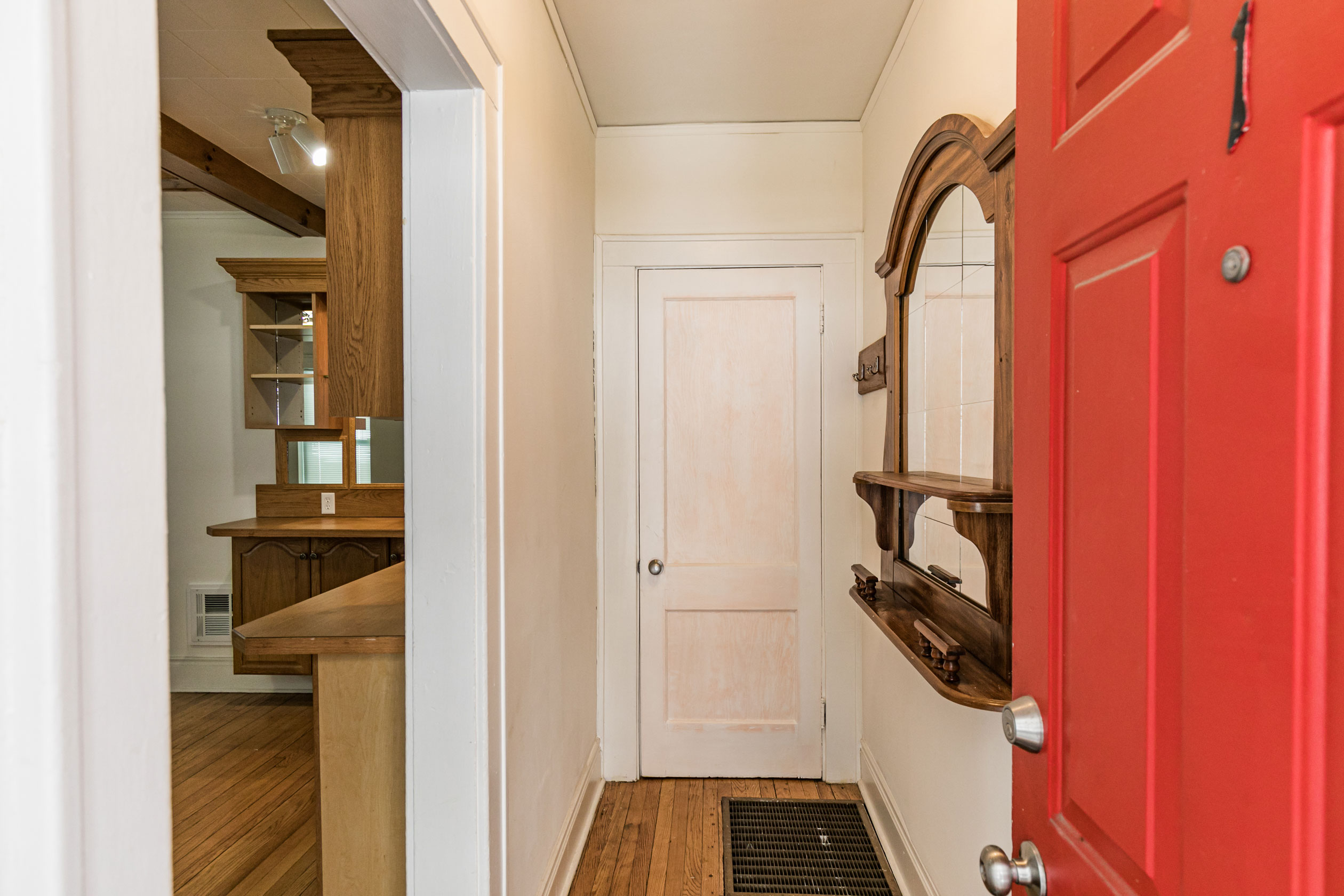 1205 Madison Street, Floor 1, Syracuse, NY 13210 - Optimized - Front Door