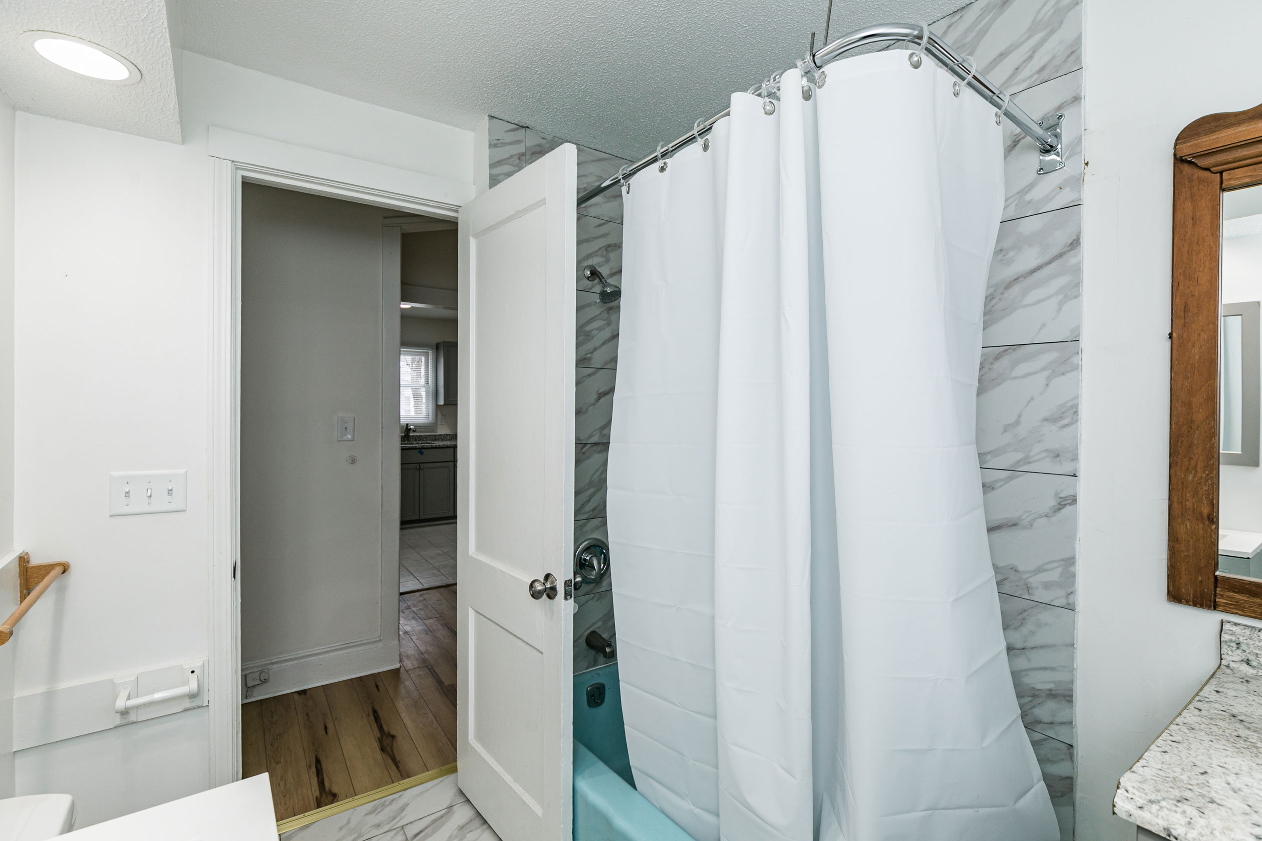 1205 Madison Street, Floor 2, Syracuse, NY 13210 - Optimized - Bathroom