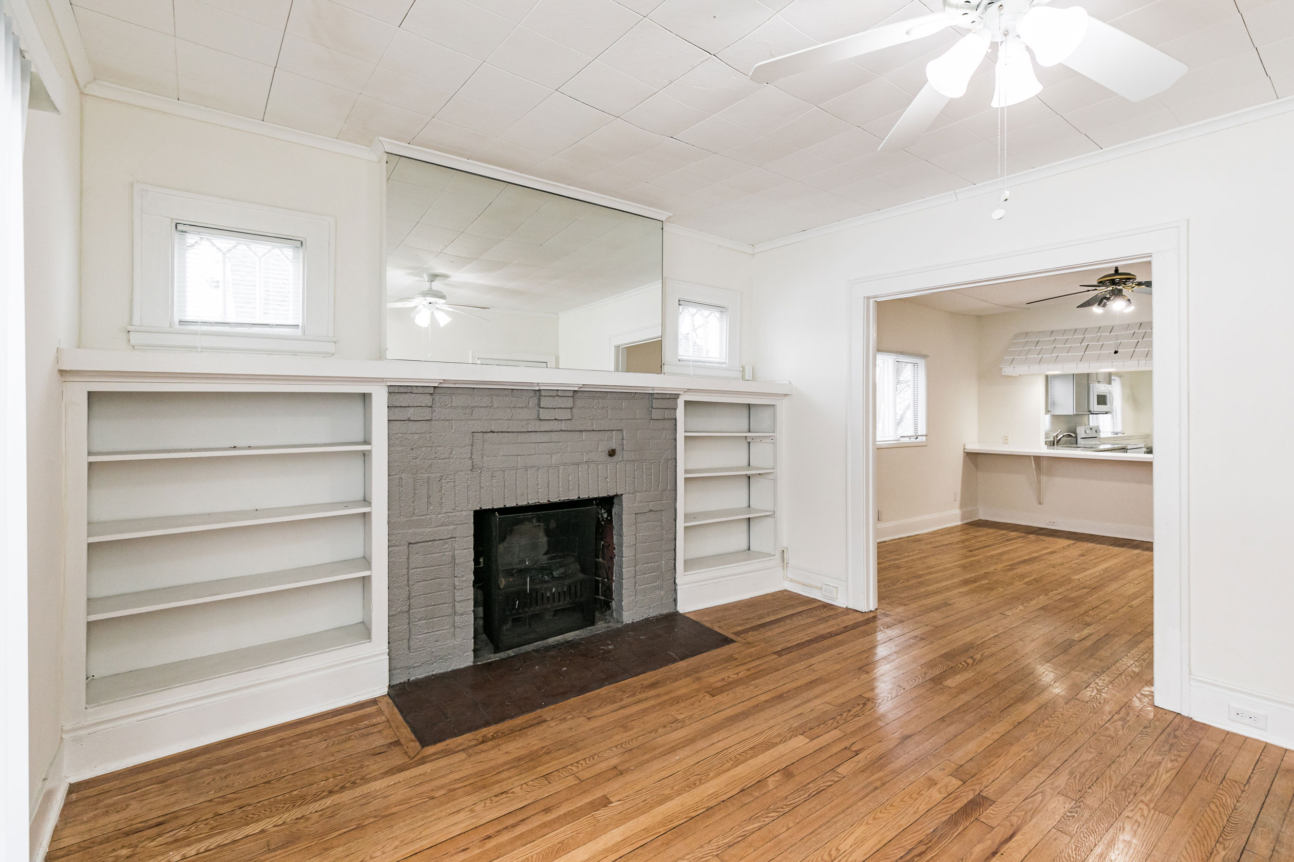 1205 Madison Street, Floor 2, Syracuse, NY 13210 - Optimized - Living Room