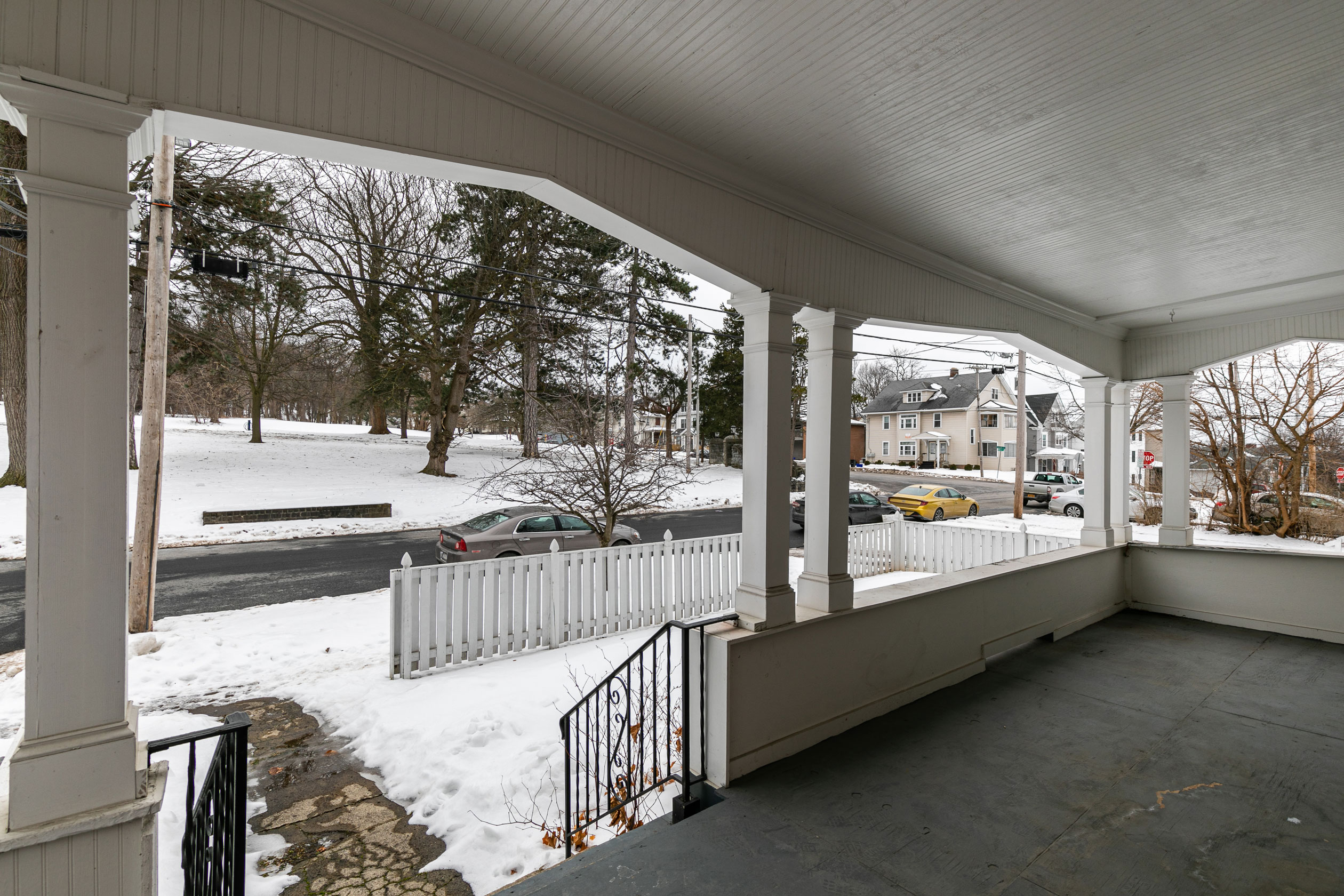 1205 Madison Street, Floor 2, Syracuse, NY 13210 - Optimized - Front Porch