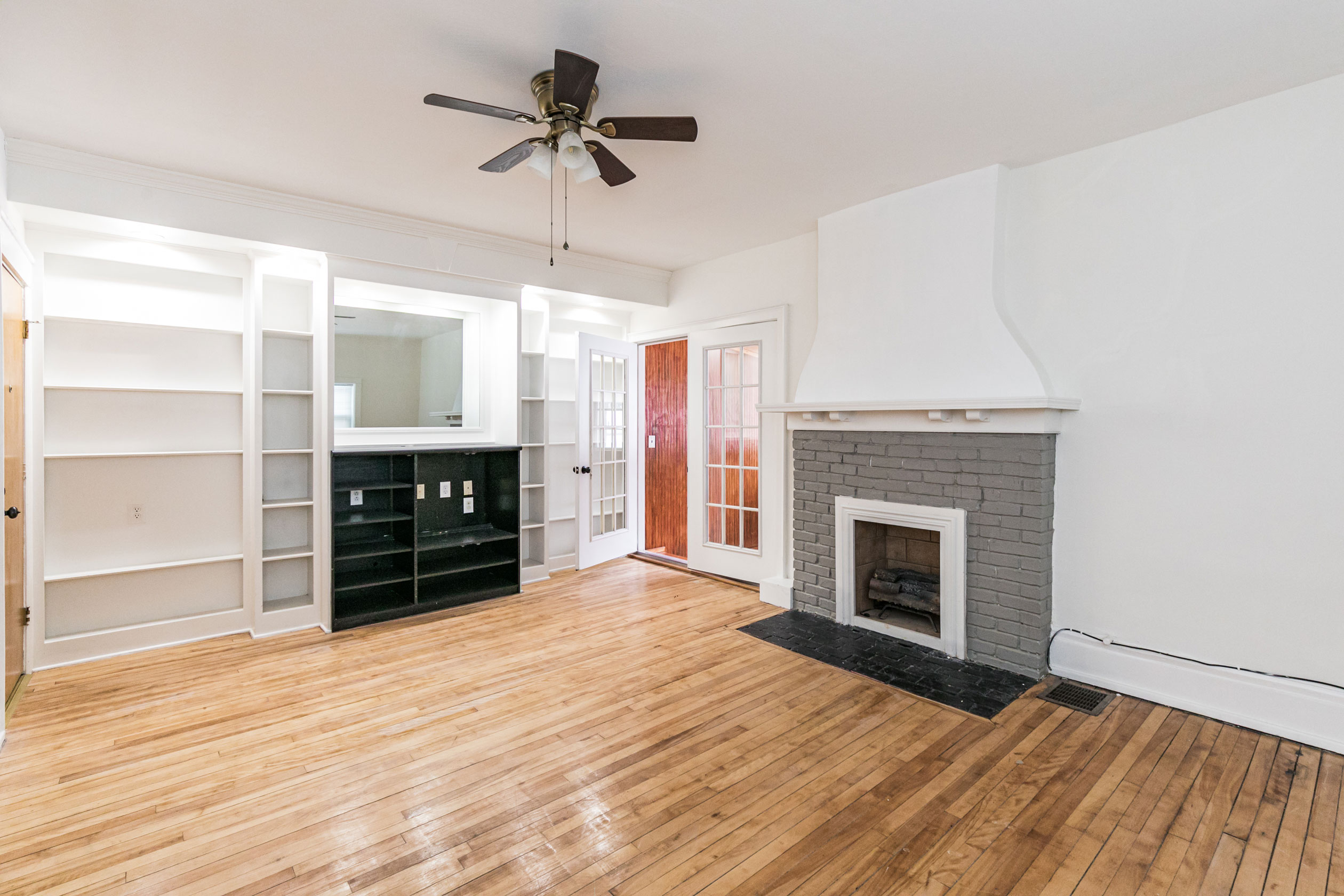 1207 Madison Street, Apt. 2W, Syracuse, NY 13210 - Optimized - Living Room