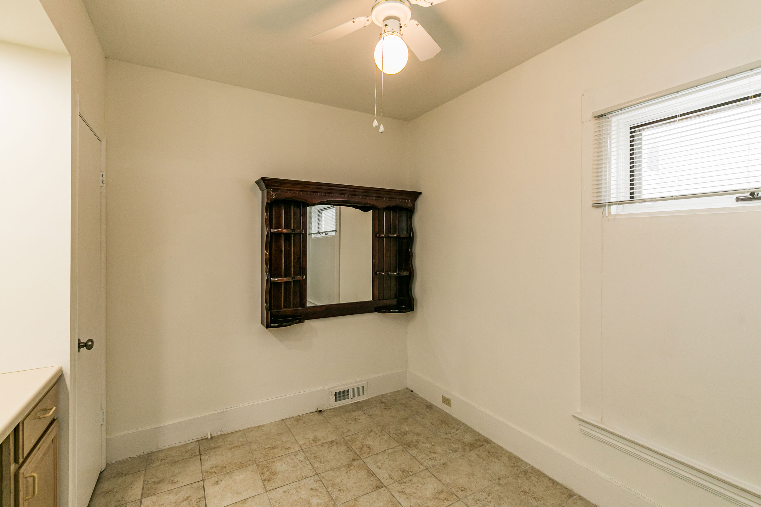 1209 Madison Street, Apt. 1, Syracuse, NY 13210 - Optimized - Bedroom