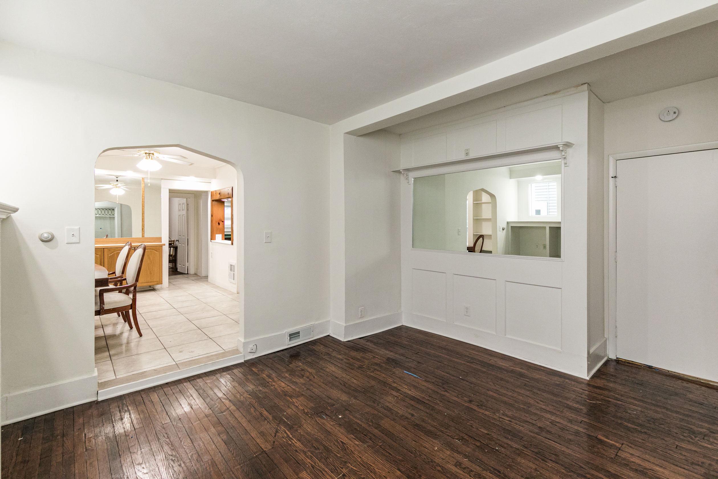 1209 Madison Street, Apt. 1, Syracuse, NY 13210 - Optimized - Living Room