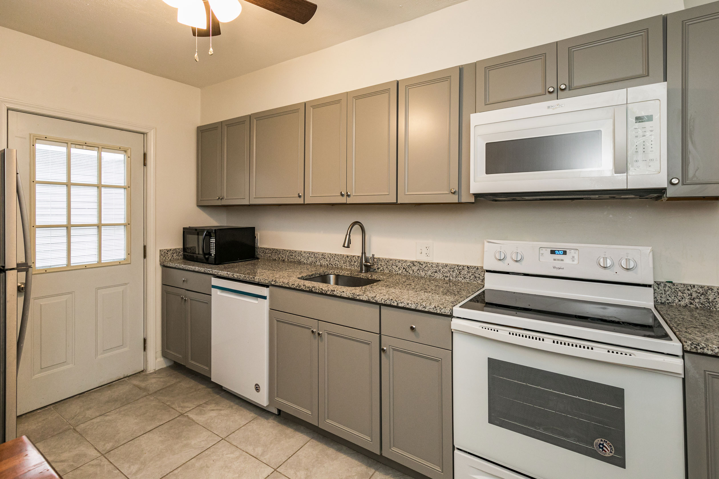 1209 Madison Street, Apt. 2B, Syracuse, NY 13210 - Optimized - Kitchen