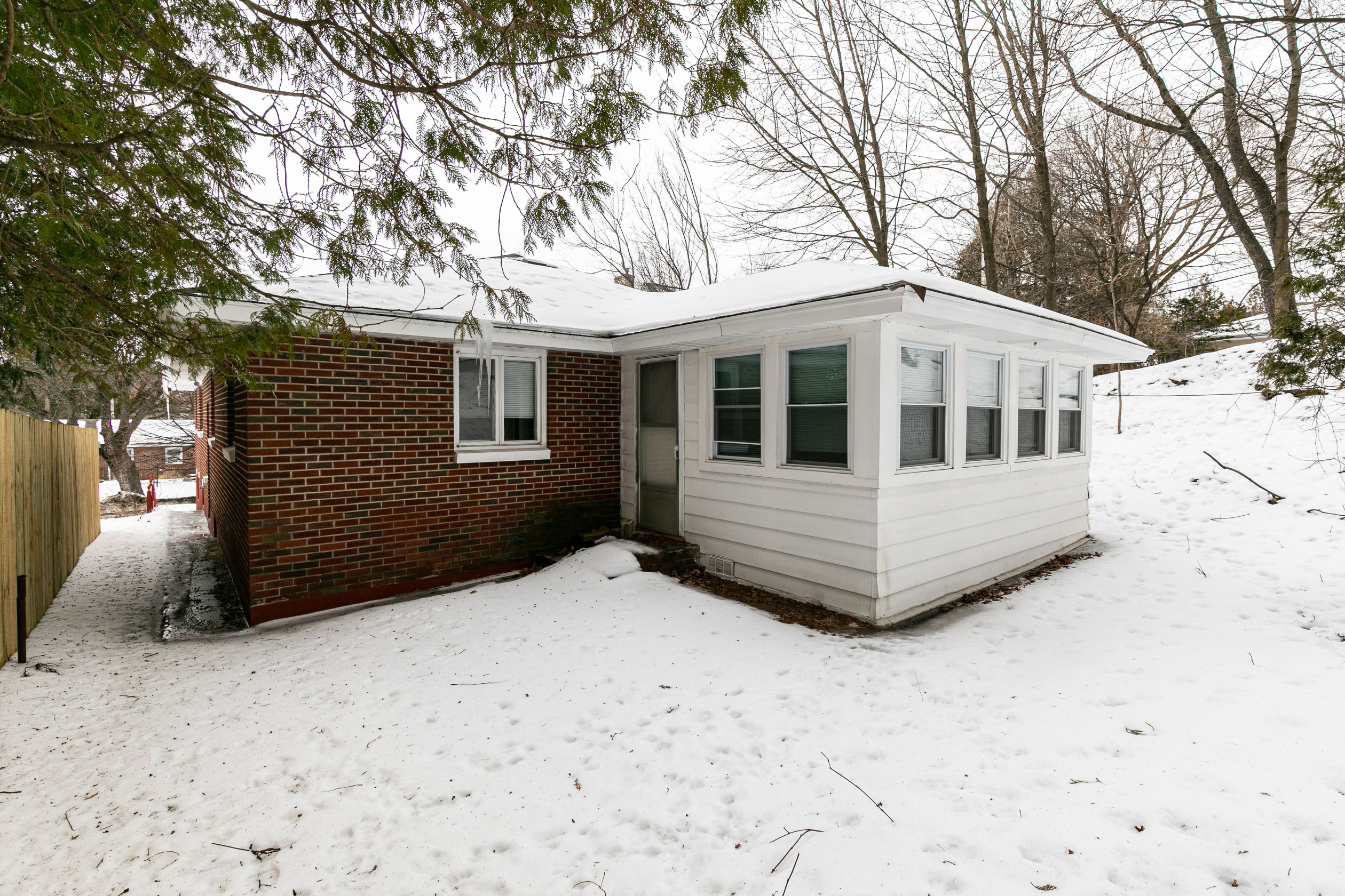 605 Crawford Avenue, Syracuse, NY 13224 - Optimized - Yard