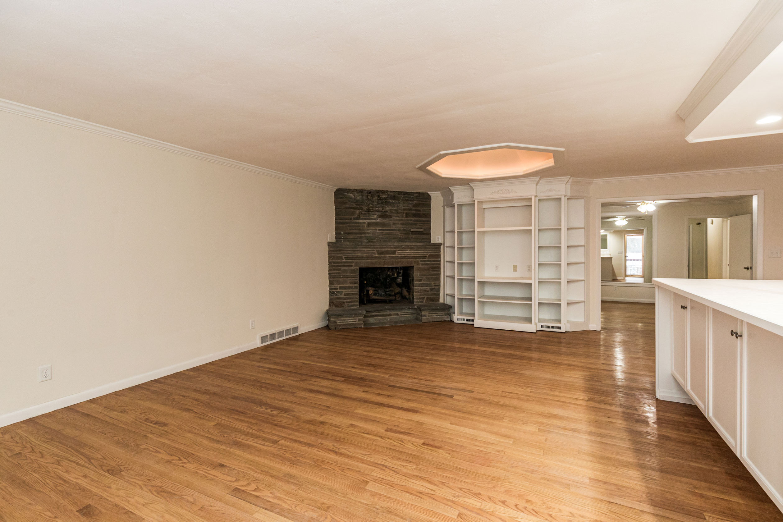 605 Crawford Avenue, Syracuse, NY 13224 - Optimized - Living Room