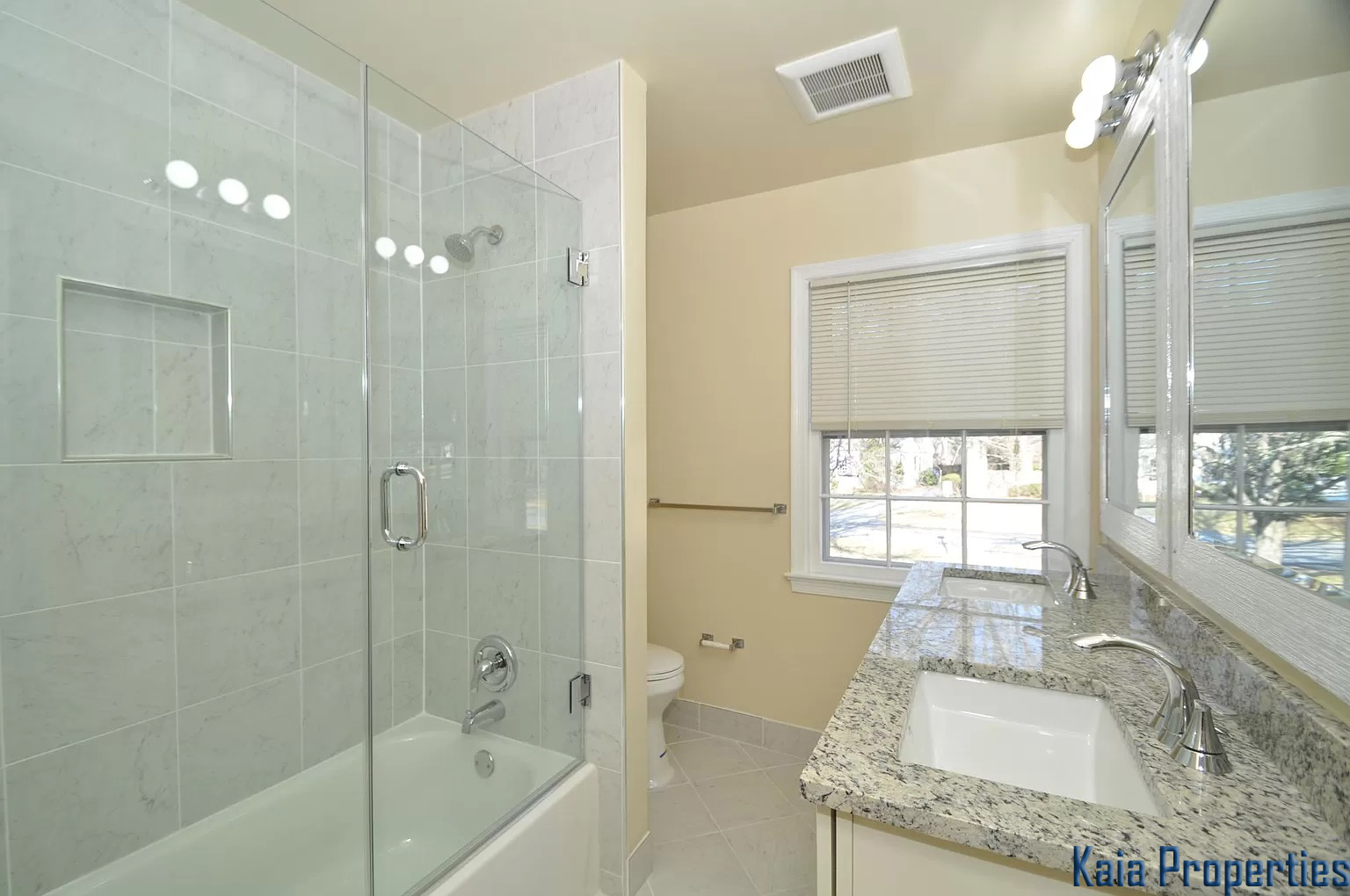 11132 Luxmanor Road, Rockville, MD 20852 - Bathroom