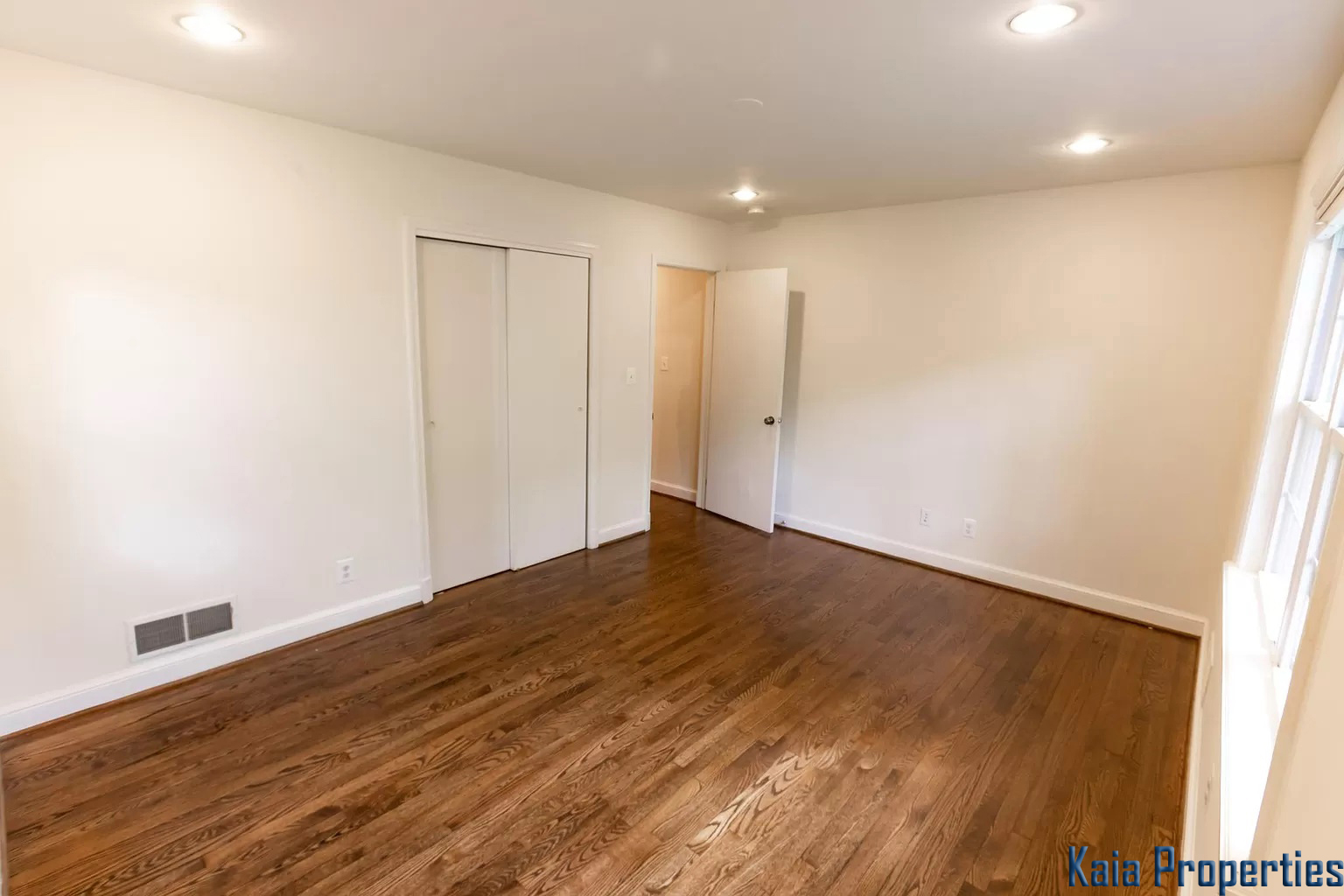 11017 Marcliff Road, Rockville, MD 20852 - Bedroom