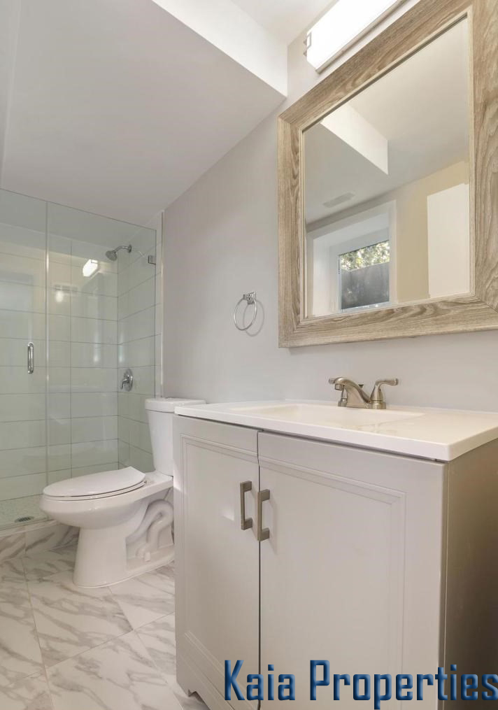 11504 Luxmanor Road, Rockville, MD 20852 - Bathroom