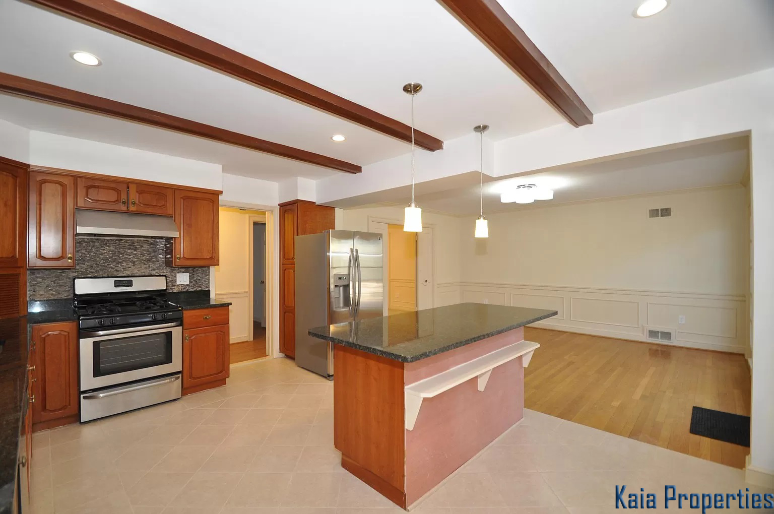 11132 Luxmanor Road, Rockville, MD 20852 - Kitchen