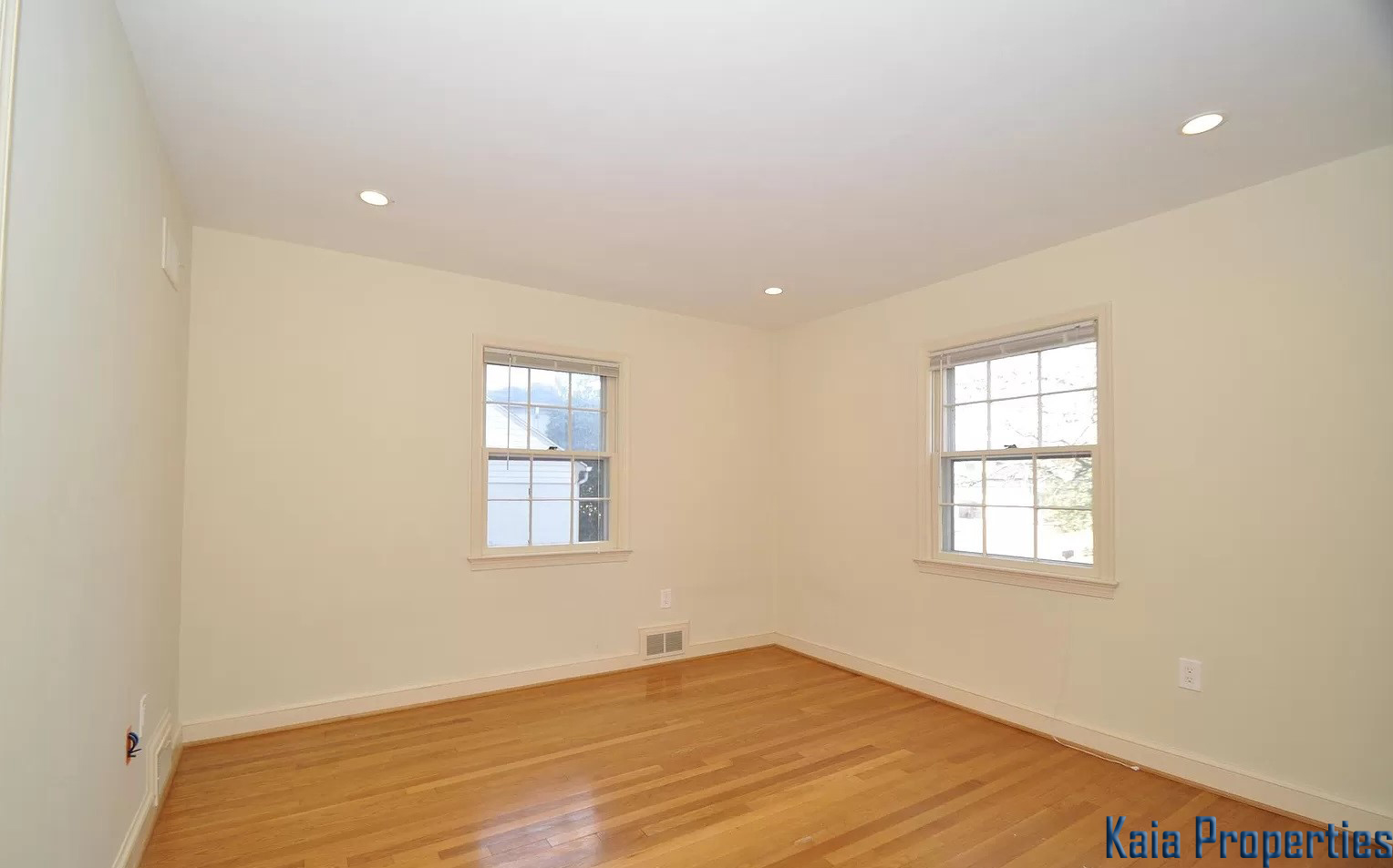 11132 Luxmanor Road, Rockville, MD 20852 - Bedroom