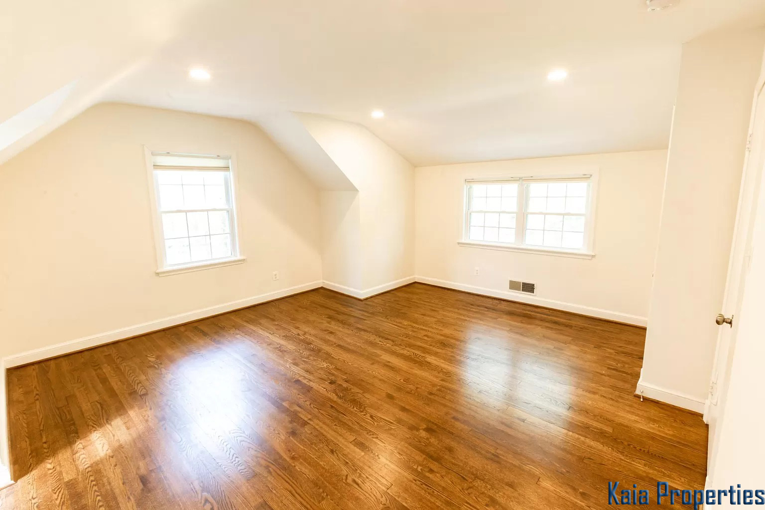 11017 Marcliff Road, Rockville, MD 20852 - Bedroom