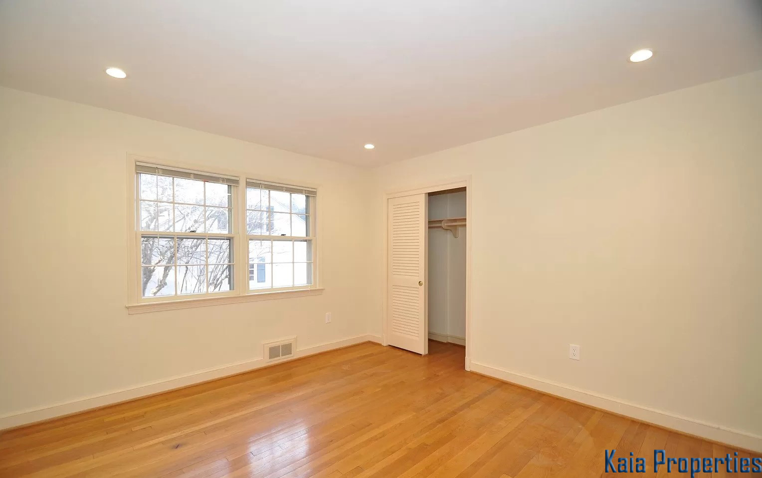 11132 Luxmanor Road, Rockville, MD 20852 - Bedroom